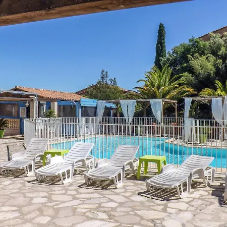 Maison Charmante A Avec Vue Sur La Et Piscine *