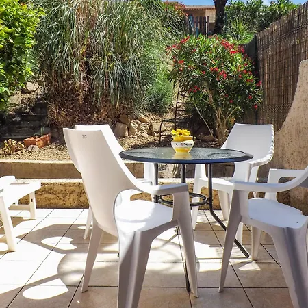 Maison Charmante A Avec Vue Sur La Et Piscine بيت للعطل