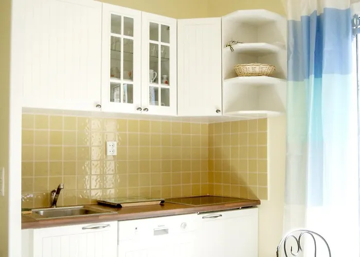 Maison D'une Avec Vue Sur La Piscine Partagee Et Jardin Clos A A 4 Km De La